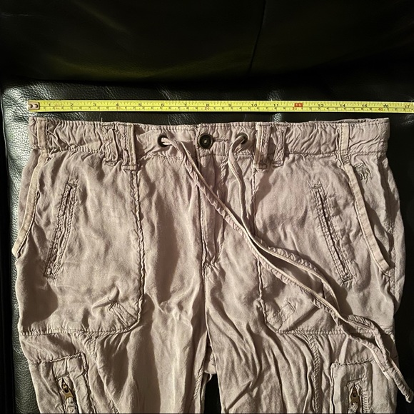 Abercrombie & Fitch Gray Crop Capri Cargo Pants - Picture 14 of 16